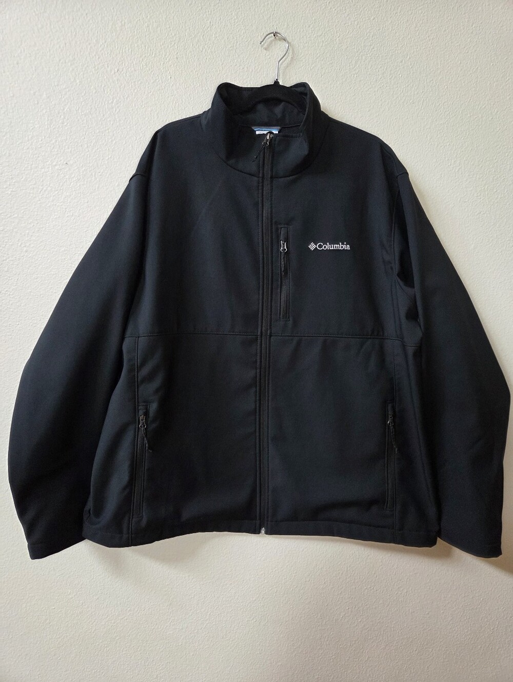 Columbia Ascender Soft Shell Jacket In Black Size XXL
